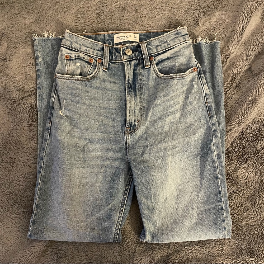 Abercrombie Ankle Straight Jeans